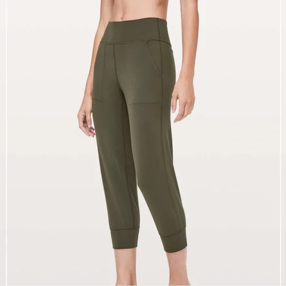 Lululemon Align Jogger Crop 23" 4/XS Dark Olive Green Cropped Pants Leggings OG - Picture 2 of 16